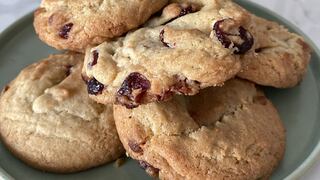 ¿Fan del limón, chocolate blanco y arándanos? Aprende a hacer estas galletas