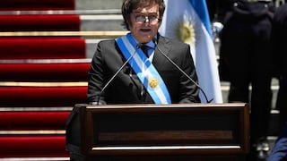 Milei jura como presidente y anuncia ajuste fiscal y fin de la emisión monetaria en Argentina