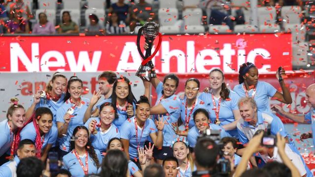 El corazón de Karla, el coraje de Flavia y los buenos vientos de Regatas: la historia de éxito del tricampeón de la Liga de Vóley