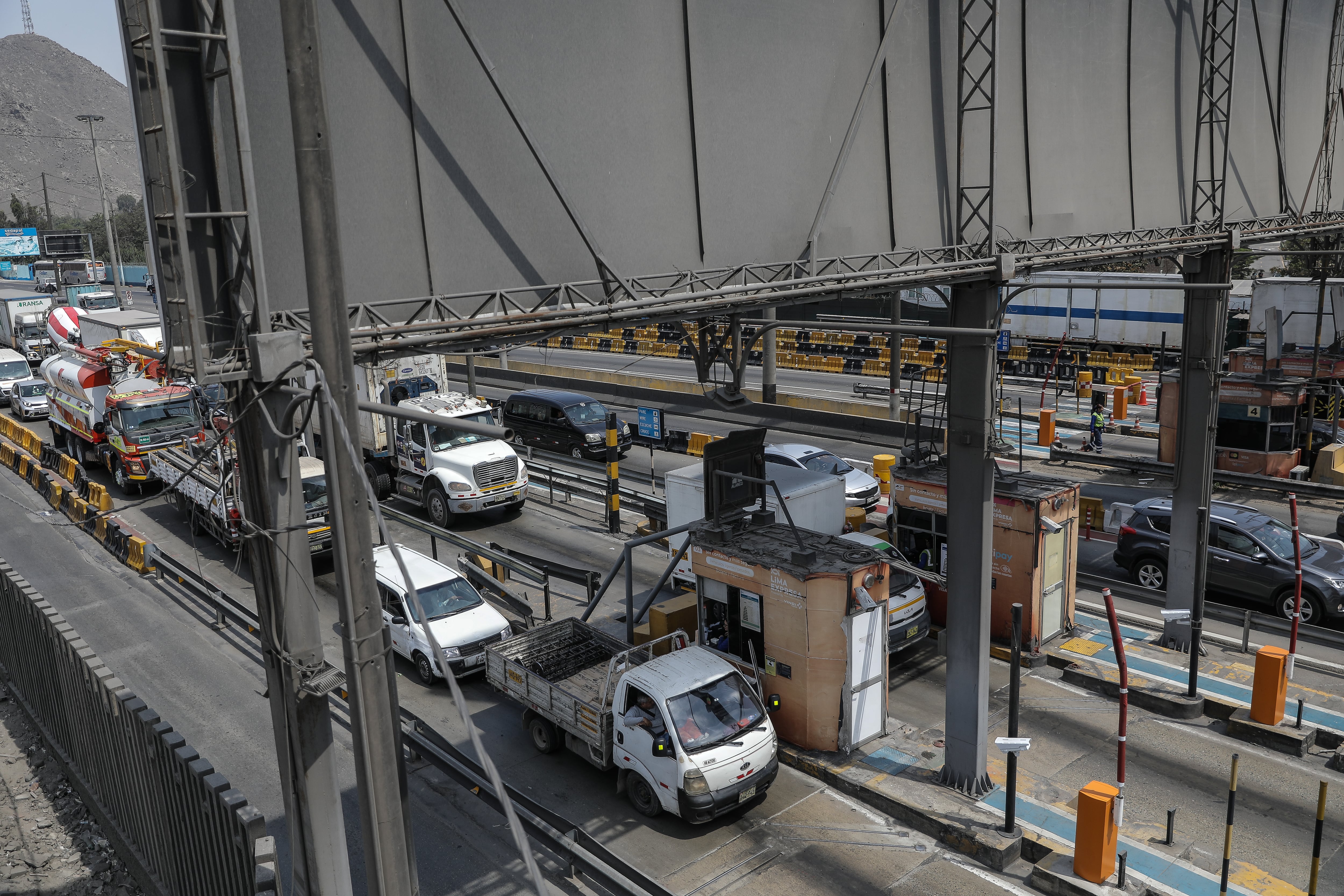 Peaje de Ramiro Prialé. FOTOS: JOEL ALONZO/GEC