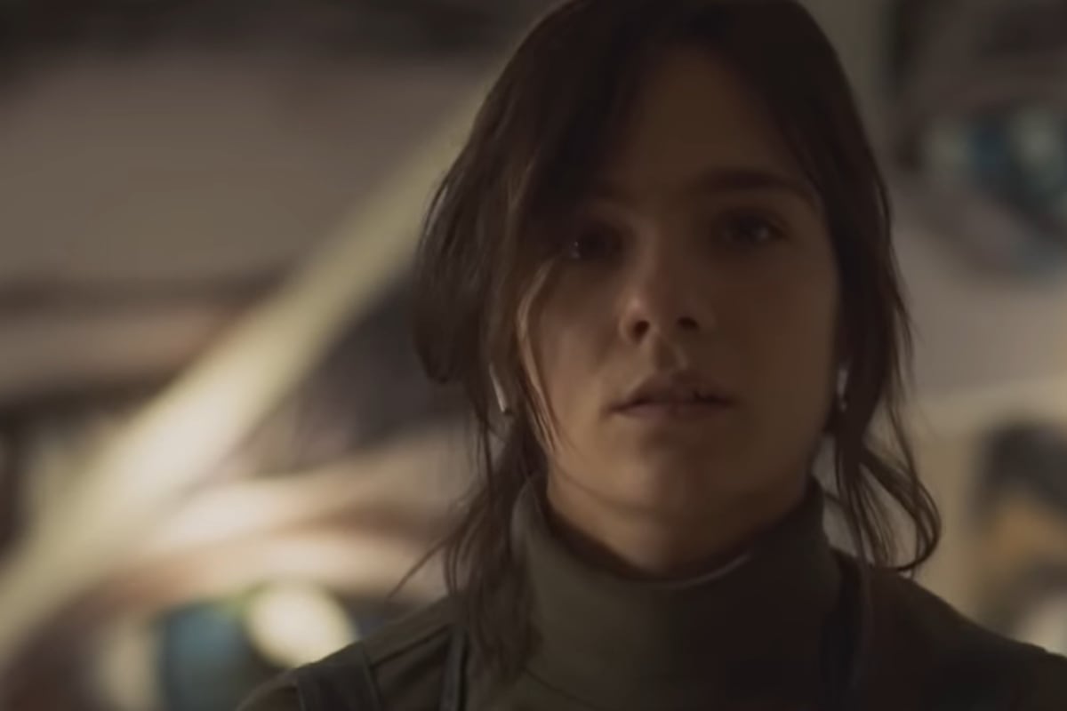 Victoria White como Julia en "Diario de un Gigoló" (Foto: Netflix)