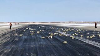 Una "lluvia" de toneladas de lingotes de oro cae desde un avión en Siberia