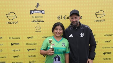 Antonio Spinelli, técnico de la selección peruana de fútbol femenino, estuvo presente en el Semillero El Comercio de Fútbol Femenino Repsol. (Foto: Antonio Melgarejo)
