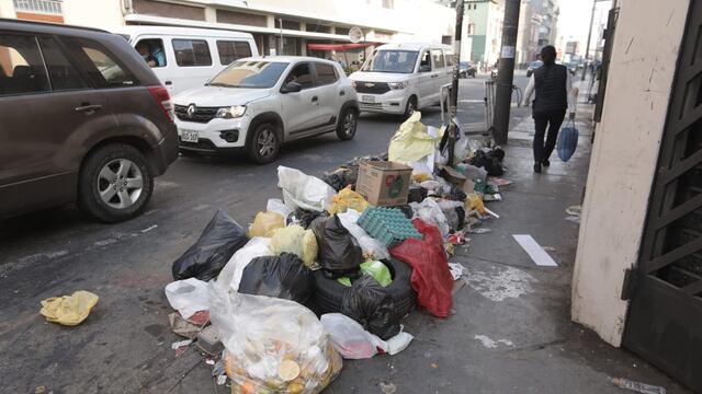 El nuevo “sistema mixto” de recojo de basura que deja al centro de Lima con cerros de desperdicios | INFORME