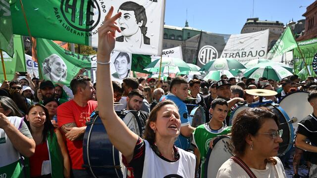 Trabajadores públicos de Argentina convocan un nuevo paro nacional el 30 de abril