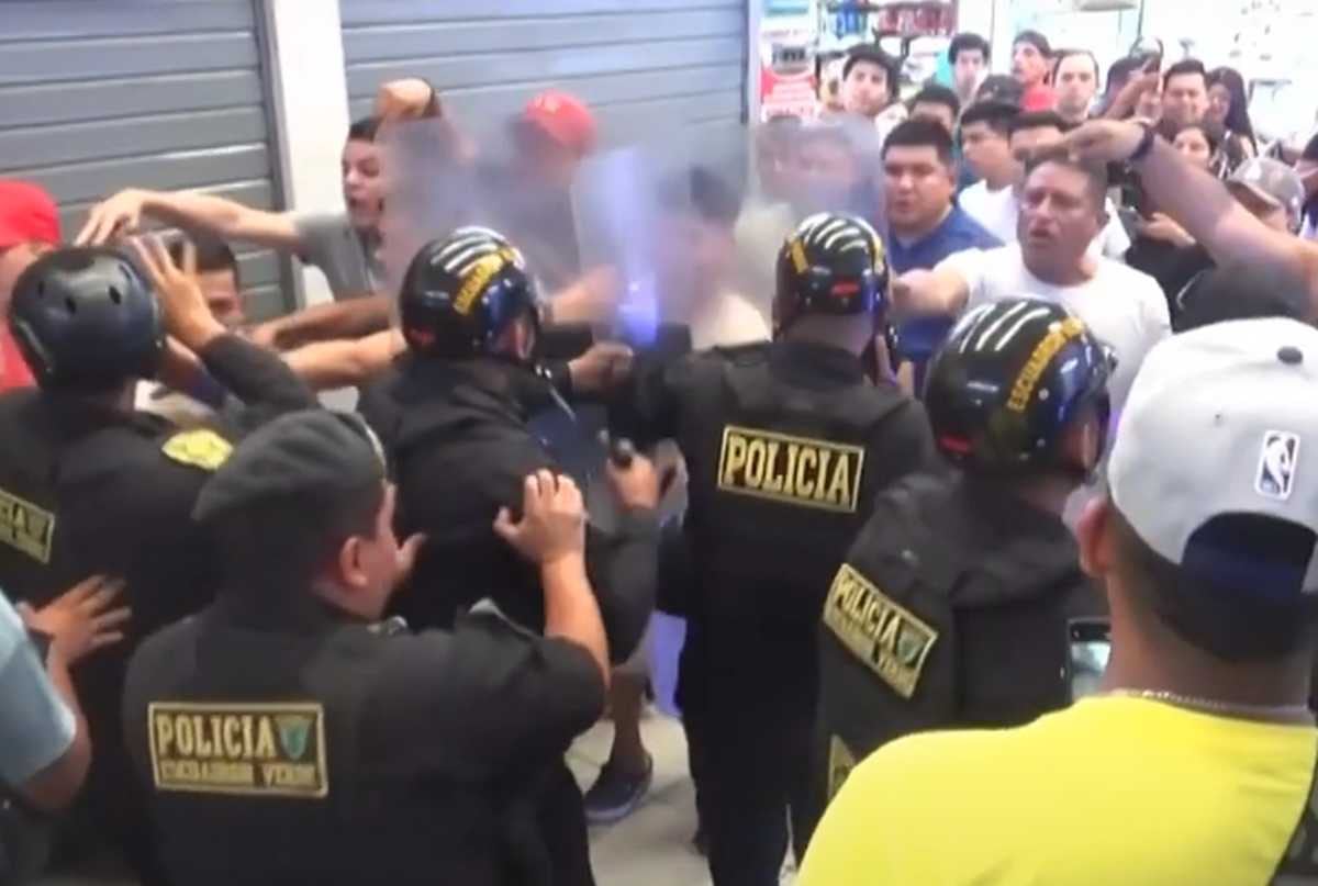 Operativo por celulares robados en Las Malvinas. Foto: Buenos Días Perú