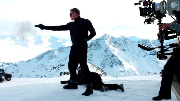 Esta imagen es la primera de la cinta Spectre, una de las últimas entregas de James Bond. (Foto:Difusión)