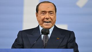 Silvio Berlusconi defiende a Vladimir Putin y señala que “lo empujaron” a invadir Ucrania