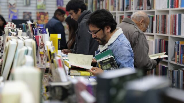 Una ley para la formación de lectores, por Ezio Neyra