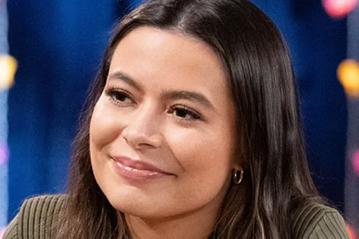 Miranda Cosgrove regresa como Carly Shay en la tercera temporada de "iCarly" (Foto: Paramount+)