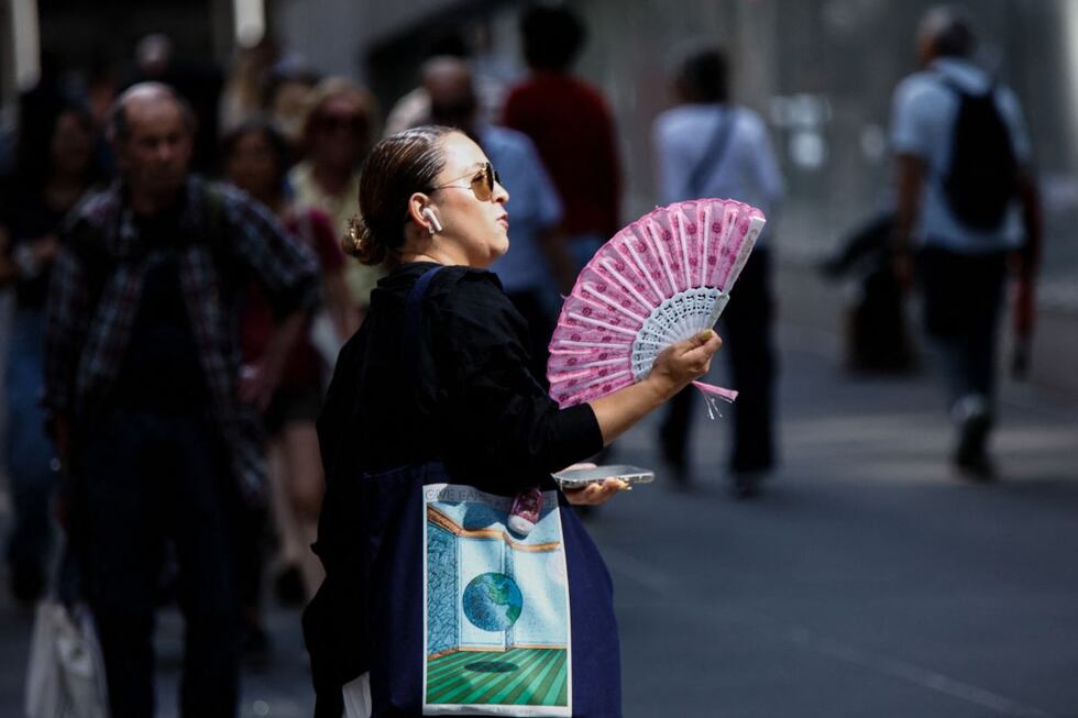 Una ola de calor inusitadamente fuerte afecta a varios países del hemisferio norte.