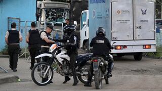 Tres presos heridos en choques con armas de fuego en cárcel de Ecuador
