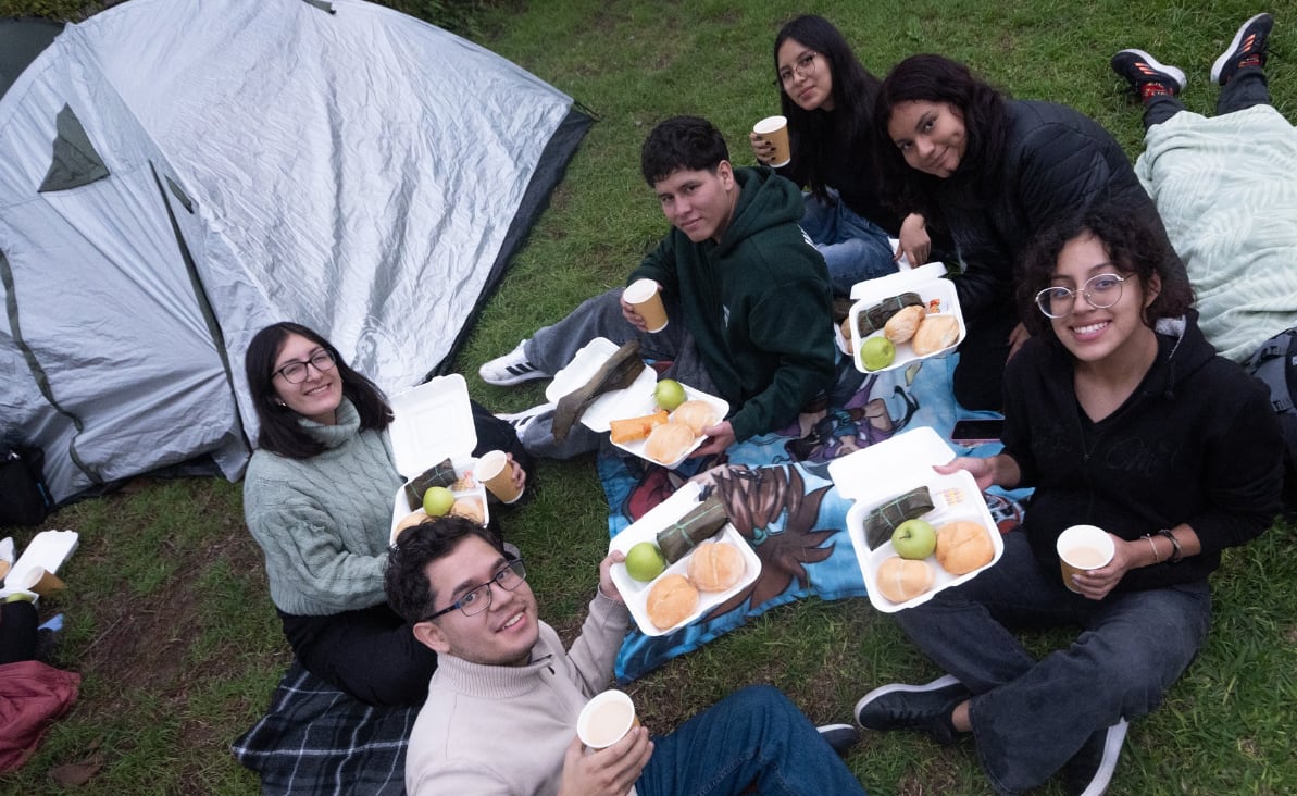 El "Almuerzo Especial Sanmarquino" es un evento tradicional que se realiza desde hace décadas en la UNMSM. Foto: Universidad Nacional Mayor de San Marcos
