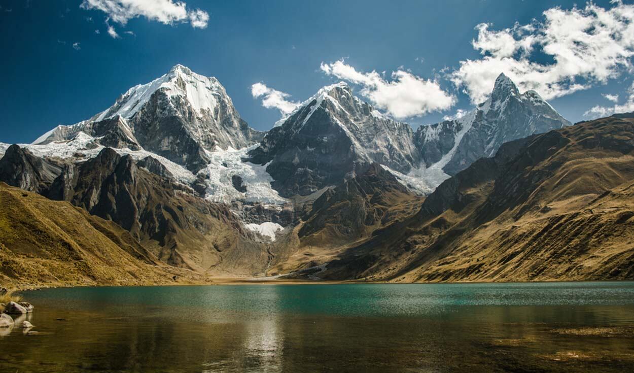 Otra de las opciones está en la cordillera de Huayhuash, en el limite de la región Ancash, Huánuco y Lima a 6.634 m.s.n.m. (Foto: Shutterstock)