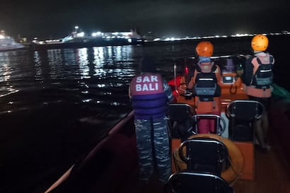 Indonesia: al menos cuatro muertos y cerca de 40 desaparecidos al hundirse un barco cerca de Bali