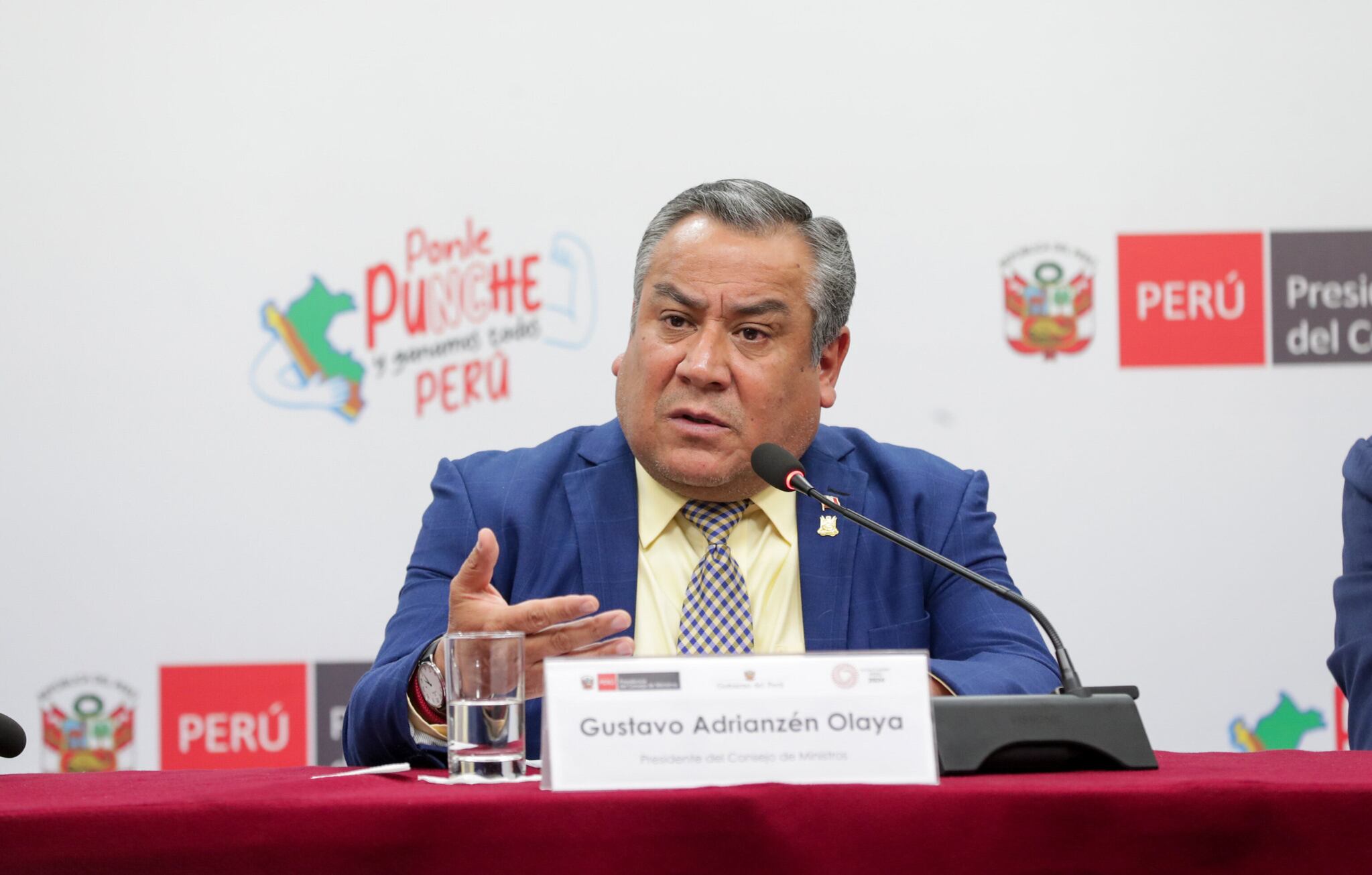 El primer ministro, Gustavo Adrianzén, estimó que el proyecto del Ejecutivo sobre terrorismo urbano se acumulará con los que viene siendo tramitados en el Congreso. Foto: PCM