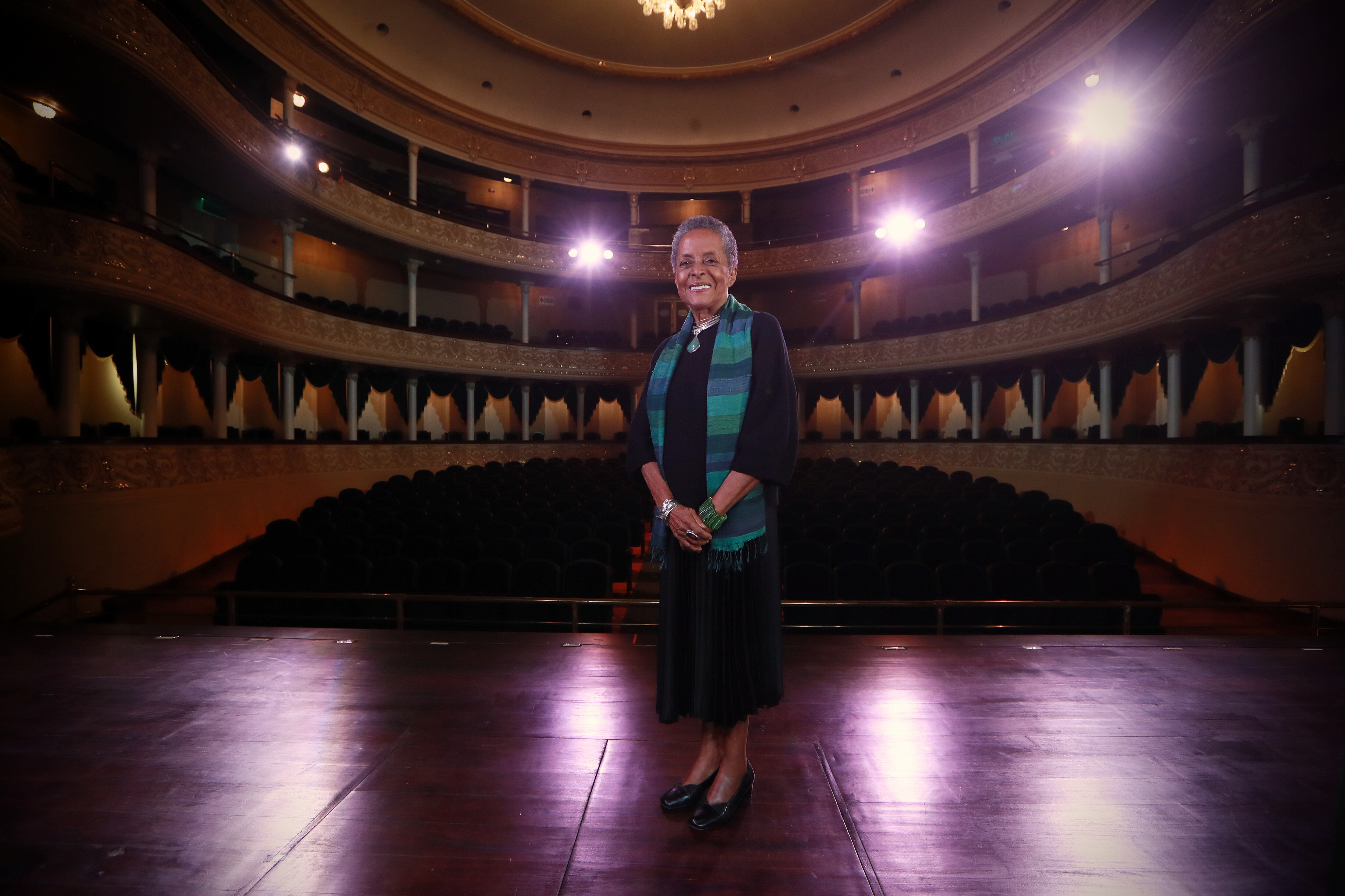 El espectáculo “Palabras urgentes” se llevará a cabo el próximo jueves 22 de junio en el Teatro Principal Manuel Segura en el Centro de Lima.