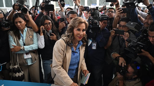 Elecciones Guatemala 2023: Ex primera dama Sandra Torres emite su voto en la capital y denuncia anomalías