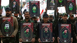 Milicia iraquí entierra a sus “mártires” y pide “limpiar” Irak de las fuerzas de EE.UU.
