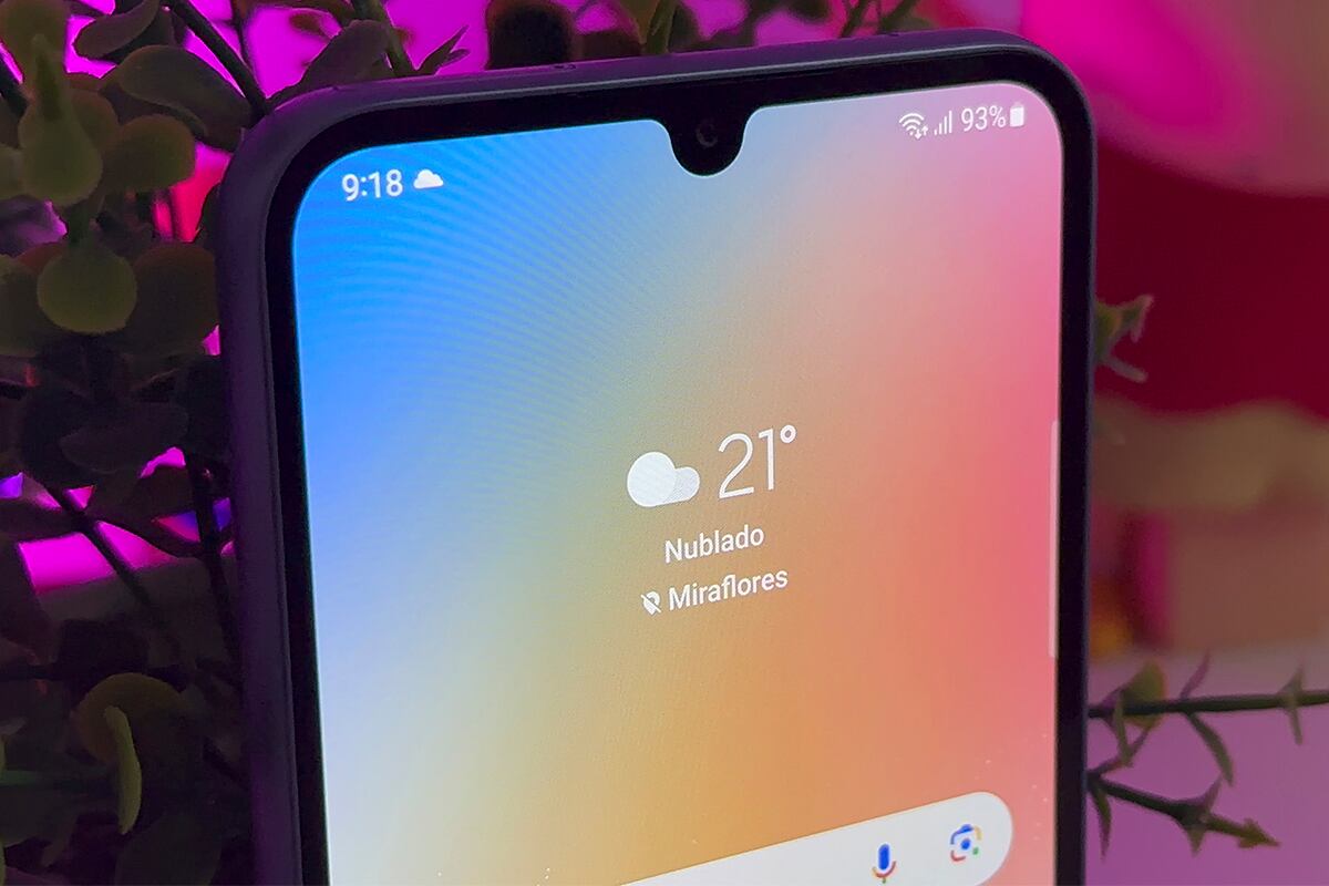 Samsung Galaxy A34 5G se diferencia de su hermano el A54 es que no tiene notch. (Foto: MAG - Rommel Yupanqui)