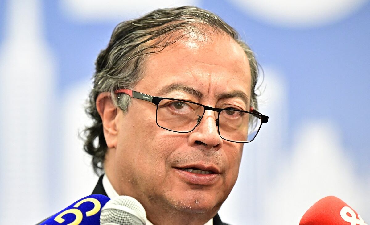 El presidente de Colombia, Gustavo Petro, habla con la prensa en el centro de prensa en San Francisco, California, el 16 de noviembre de 2023. (Foto de Frederic J. BROWN / AFP)