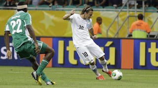 Uruguay venció 2-1 a Nigeria y quedó a un paso de las semifinales