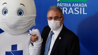 El ministro de Salud anuncia regreso a Brasil tras dar negativo para coronavirus