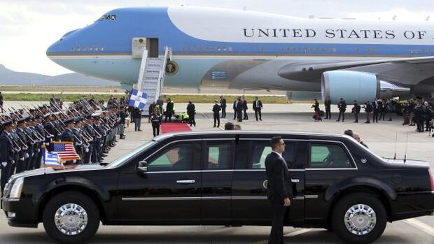 El ‘Air Force One’ y ‘La Bestia’, los vehículos que usó Barack Obama en cielo y tierra de Lima en el APEC 2016. (EFE)