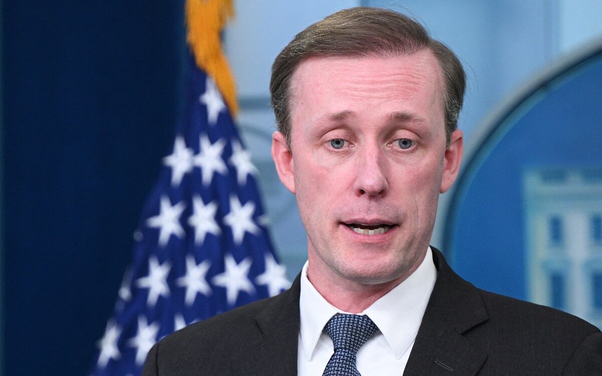 El asesor de seguridad nacional de Estados Unidos, Jake Sullivan, habla durante la sesión informativa diaria en la Sala de reuniones Brady de la Casa Blanca en Washington, DC, el 13 de mayo de 2024. (Foto de Mandel NGAN / AFP)