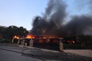 ¿Cuáles son las localidades afectadas por el incendio en Los Ángeles?