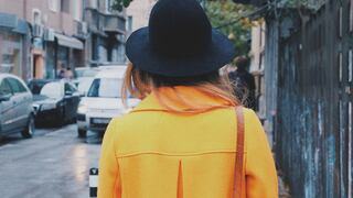 La aplaudida reacción de una joven tras ser piropeada desde un auto: “heroína”