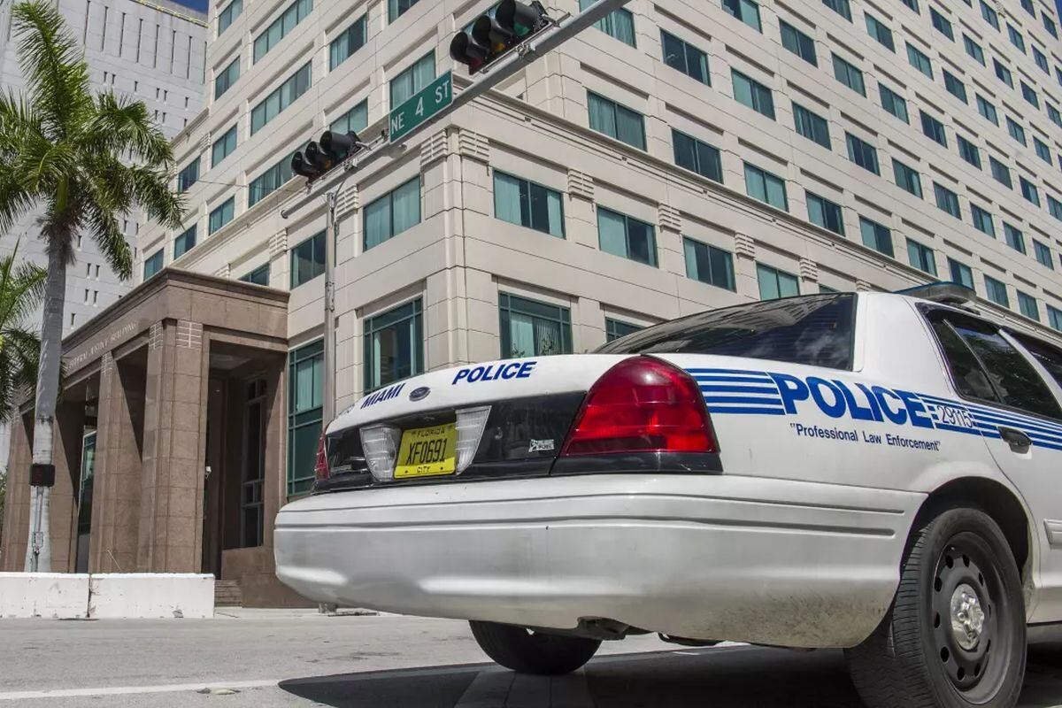 La Patrulla de Carreteras de Florida intensificó los controles en rutas críticas como la Estatal 82 (Foto: EFE)