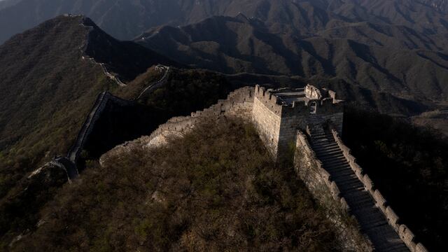 Dos detenidos por destruir parte de la Gran Muralla China para abrir paso para maquinaria pesada