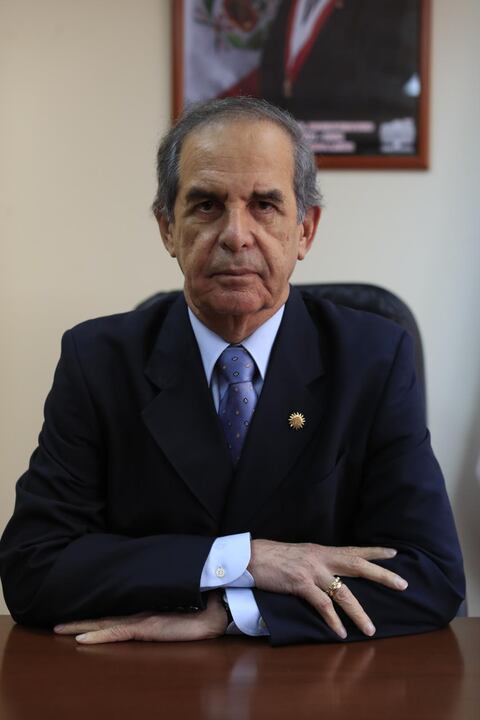 “El cambiar de nombra a Qali Warma no salva de la responsabilidad política a Demartini”, afirmó el congresista Roberto Chiabra. (Foto: César Campos | Archivo GEC)