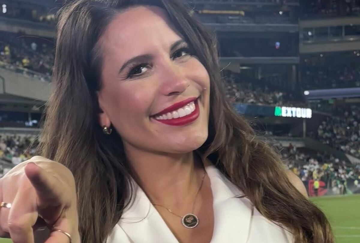 La periodista venezolana contó que pasó varios meses llorando tras salir de Univision (Foto: Lindsay Casinelli / Instagram)