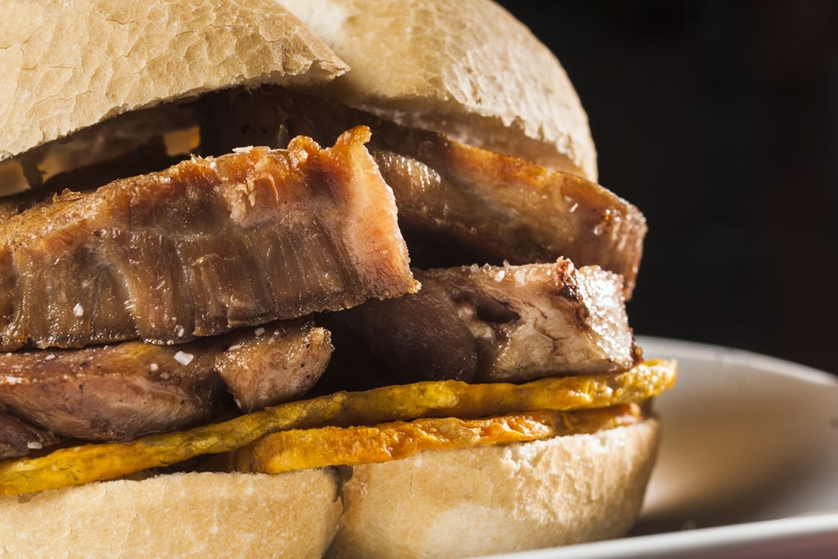 La chicharronería Takumi tiene también una carta de antojos con platos de fondo. (Foto: Difusión)