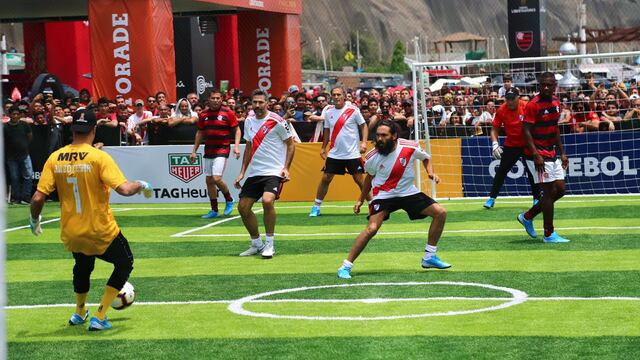 Ruggeri, Sorín y Cavenaghi, Julio César y otros cracks dieron espectáculo en el Fan Fest [FOTOS]