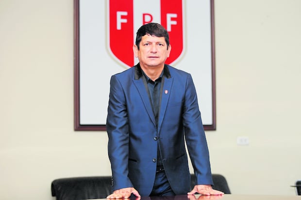 Agustín Lozano es presidente de la Federación Peruana de Fútbol desde 2021. (Foto: FPF)