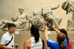 “Es como partir la Mona Lisa en dos”: la creciente tensión entre Grecia y Reino Unido por la devolución de los frisos del Partenón