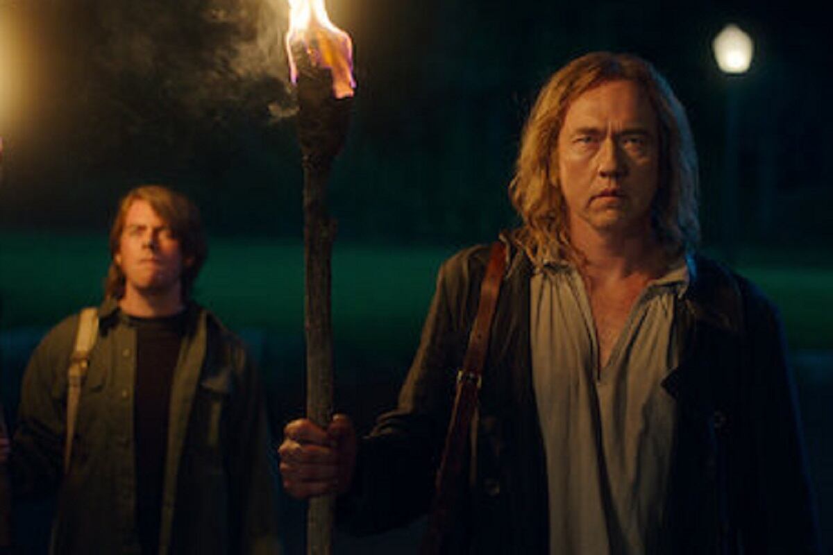 Gideon llegando a casa de los Locke para apoderarse de las llaves en "Locke and Key 3" (Foto: Netflix)