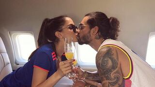 Maluma y Natalia Barulich posan románticos antes de la Navidad