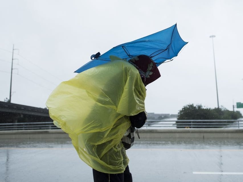 Bertha llegará debilitada a Texas, pero aún podría generar ráfagas de hasta 60 mph en la costa. | Crédito: Brendan Smialowski / AFP