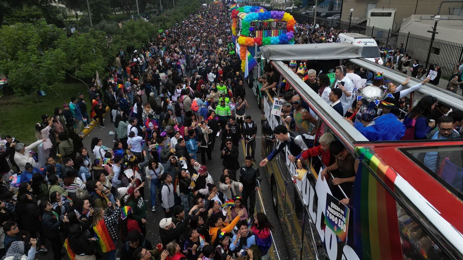 Así se vive la Marcha del Orgullo LGTBIQ en las calles de Centro de Lima. Fotos: Joel Alonzo/@photo.gec