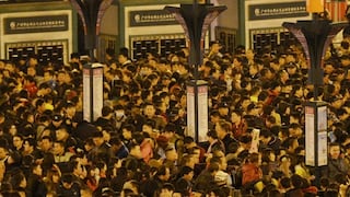 China: Esto pasa cuando cancelan trenes en una ciudad [VIDEO]