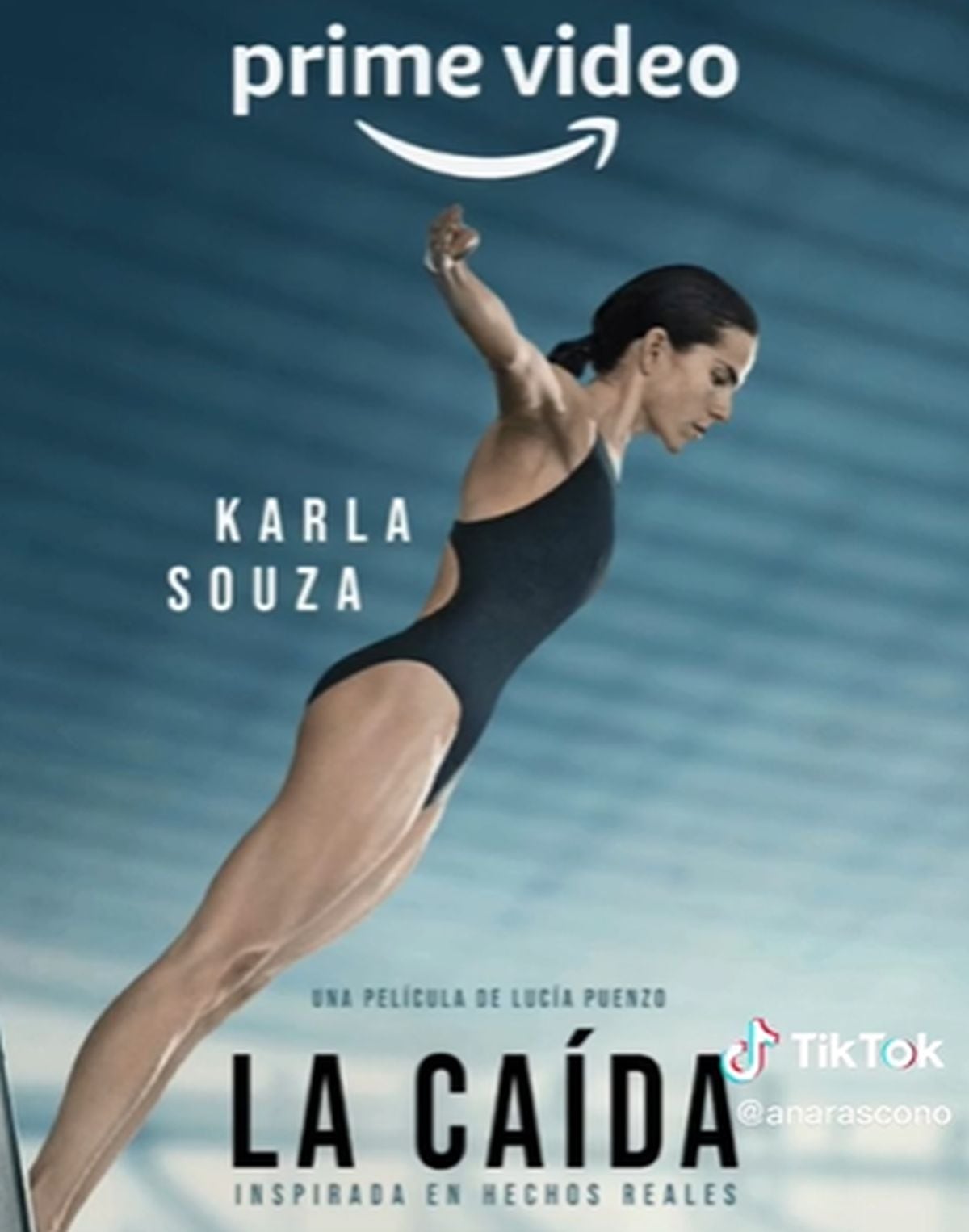En "La caída", Karla Souza no dudó en tener un duro entrenamiento para hacer los clavados (Foto: Prime Video)