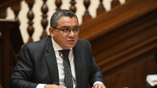 Congreso interpela al ministro Juan José Santiváñez por ola de inseguridad y el “cofre”