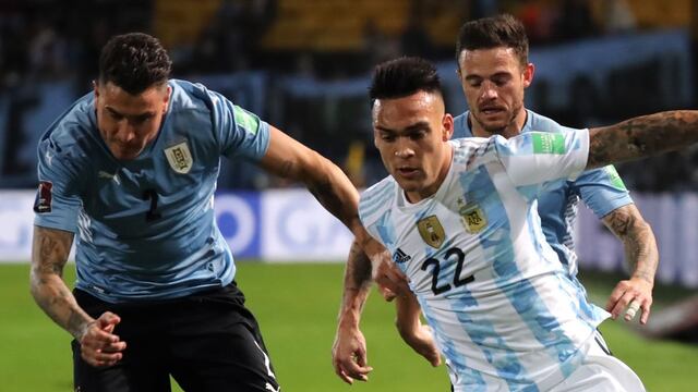 ¿A qué hora jugó Argentina vs. Uruguay por Eliminatorias 2026?
