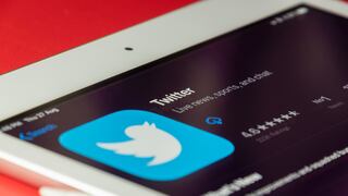 Twitter prueba las reacciones a los tuits con cinco emojis