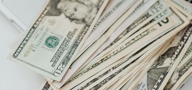 ¿Por qué un ganador de 100 mil dólares se quedó solo con US$25.000?