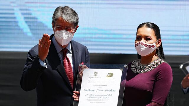 Guillermo Lasso recibe las credenciales de presidente constitucional de Ecuador